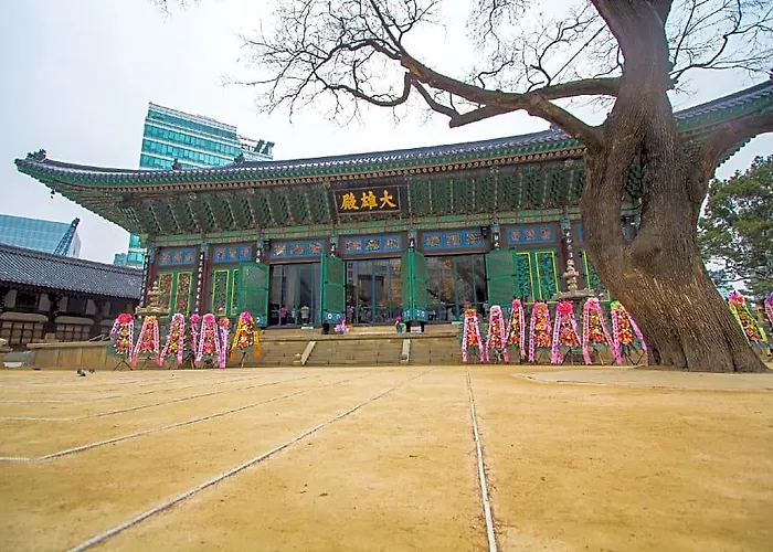 Shilla Gwanghwamun Myeongdong
